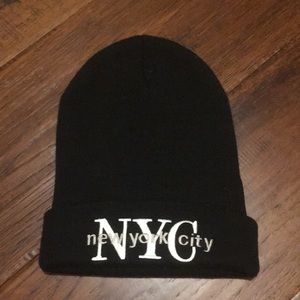 NYC beanie great condition